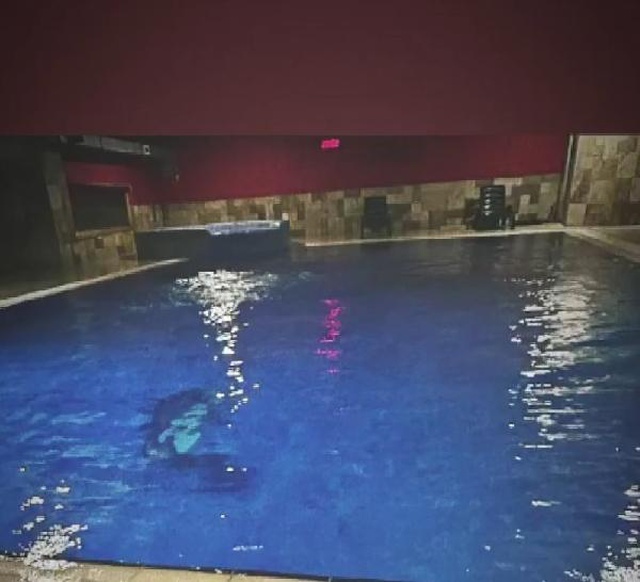 Kolonlarının kesildiği öne sürülen Galeria Sitesi'nin altındaki havuzun görüntüsü ortaya çıktı Kolonlarının kesildiği öne sürülen Galeria Sitesi'nin altındaki havuzun görüntüsü ortaya çıktı