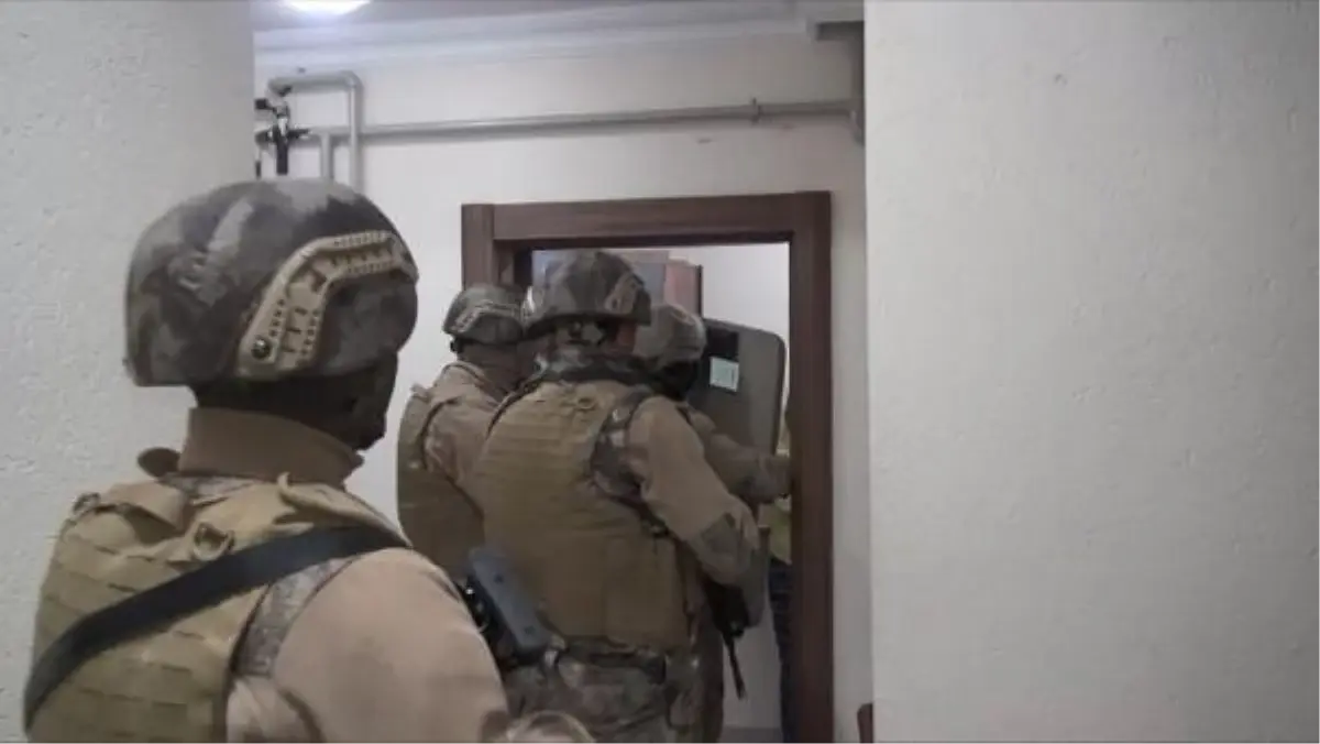 3 ilde MLKP operasyonu: 11 gözaltı