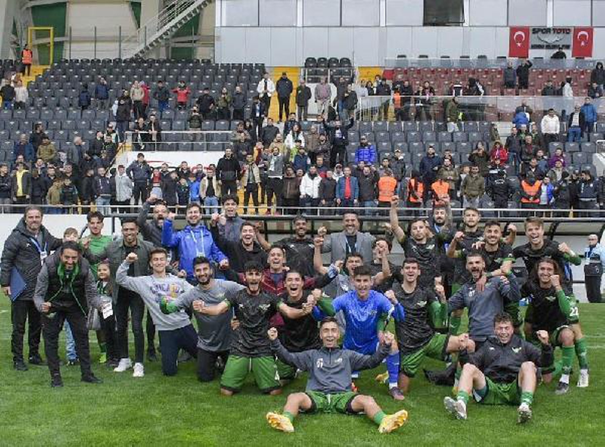 Akhisarspor umutlandı