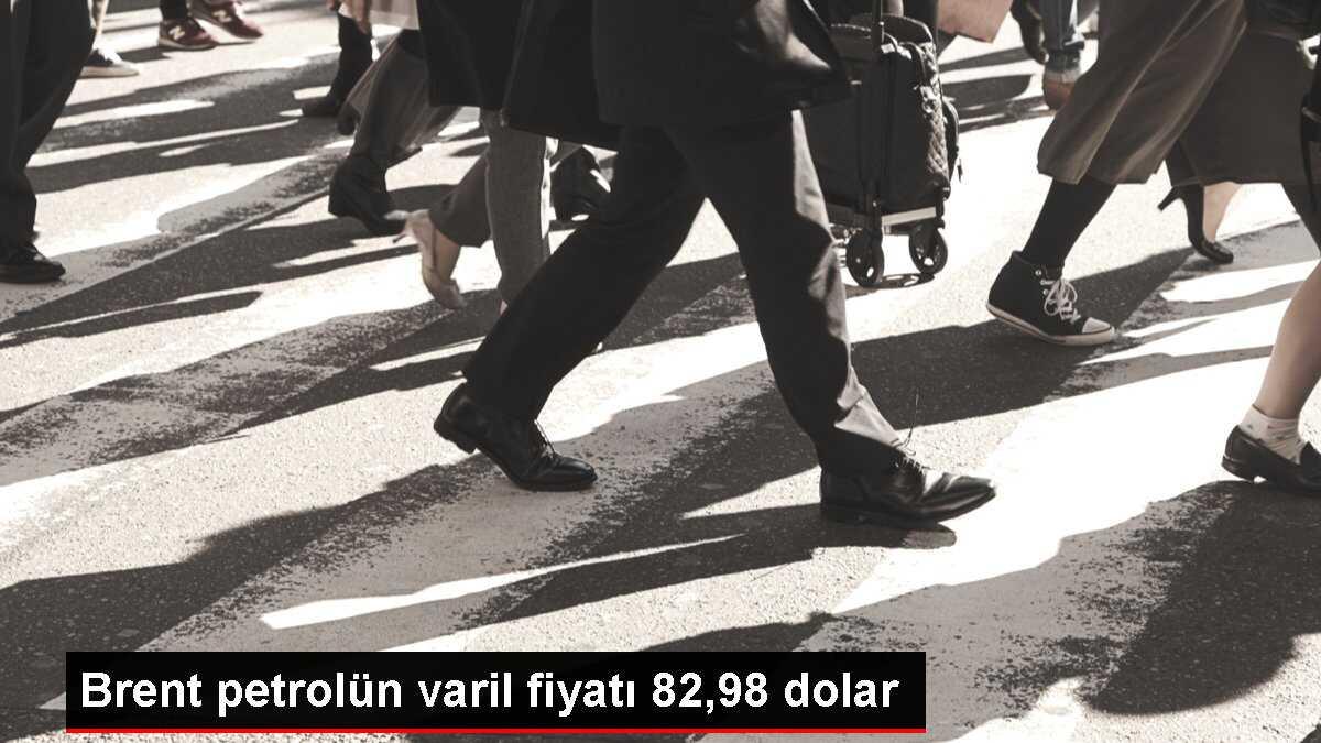 Brent petrolün varil fiyatı 82,98 dolar