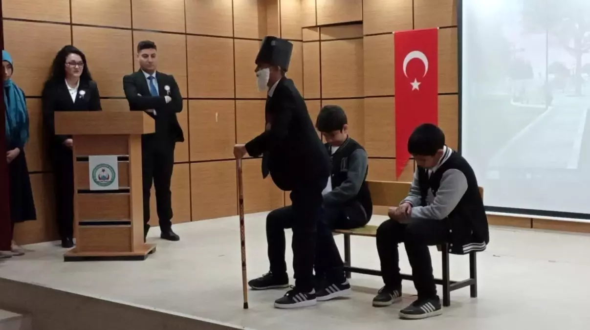 Hilvan\'da İstiklal şairi Ersoy unutulmadı