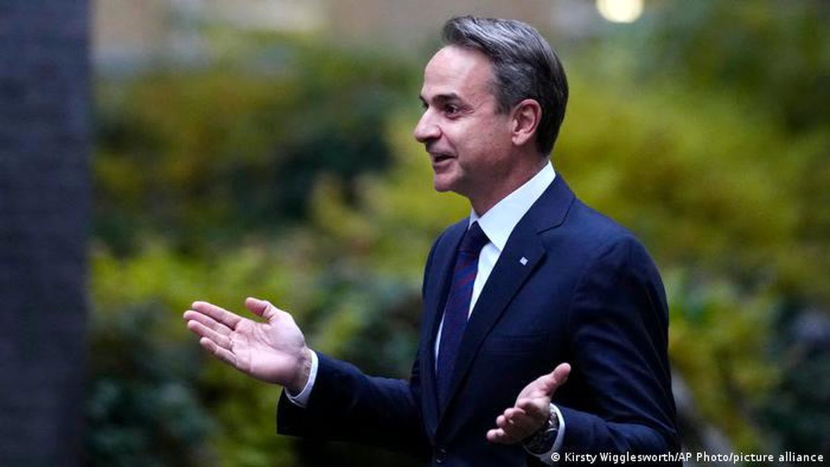 Mitsotakis: Deprem halklarımızı birbirine yakınlaştırdı