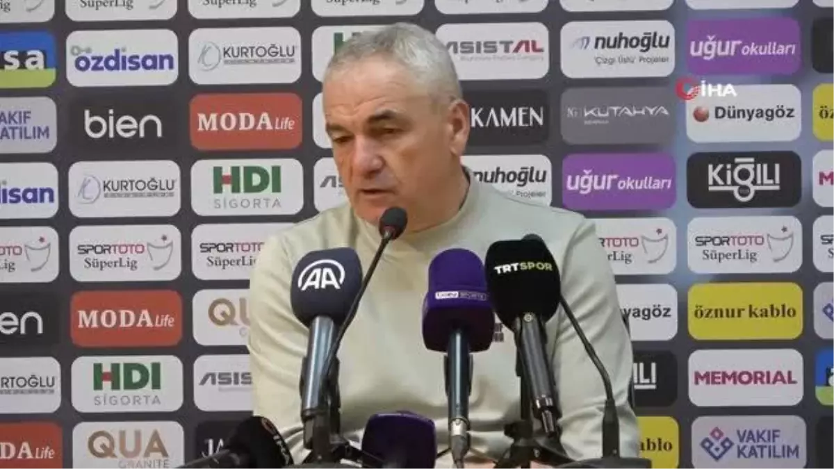 Rıza Çalımbay: "Halil Umut Meler\'in, Gradel\'i bilerek, kasti şekilde attığına inanıyorum"