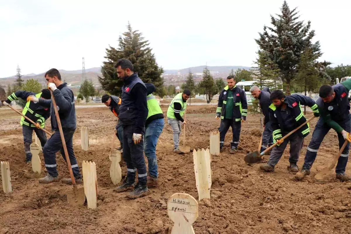 Yahşihan\'da 11 mezarın yeri değiştirildi