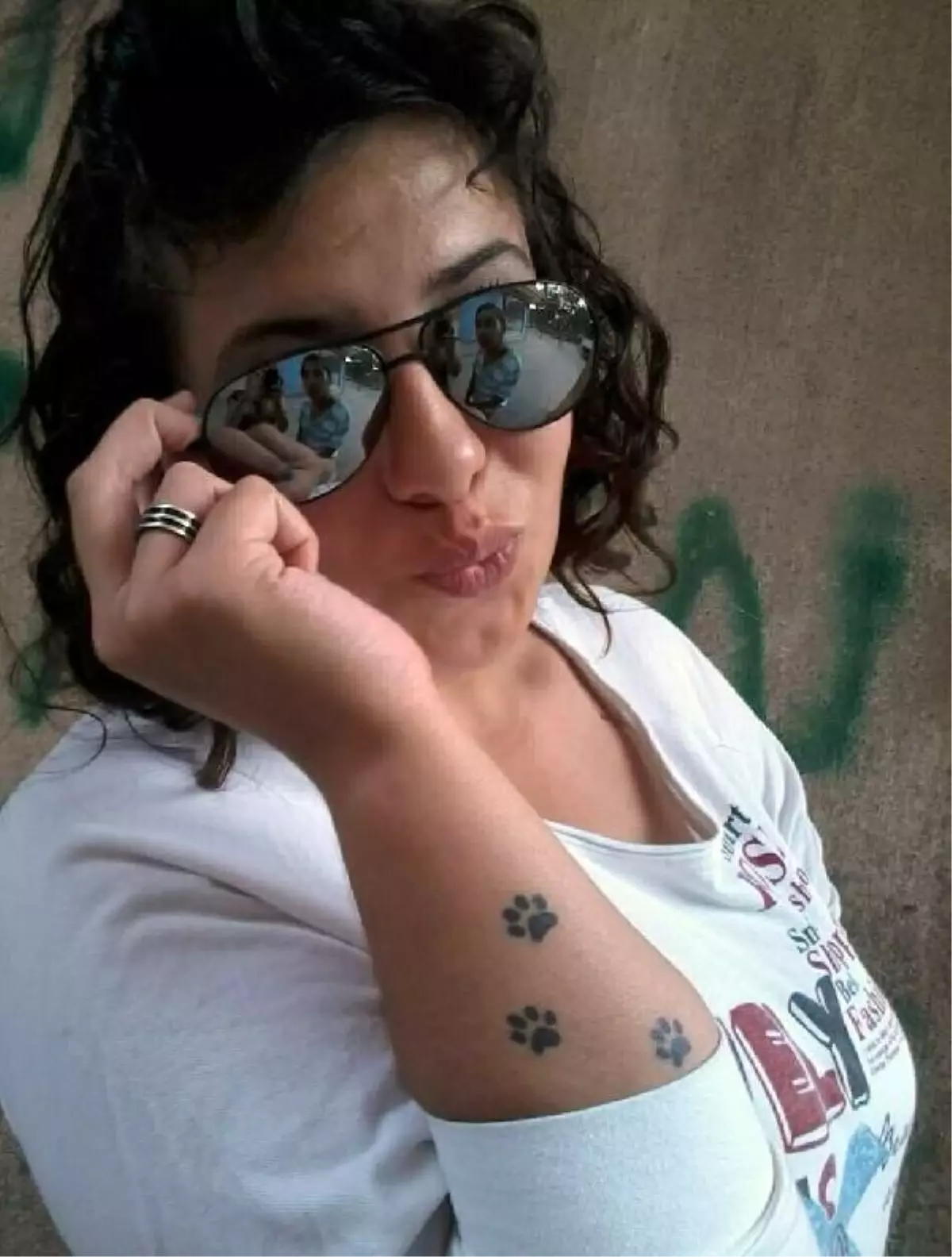 Yalnız yaşadığı evde ölü bulunan Gamze son yolculuğuna uğurlandı