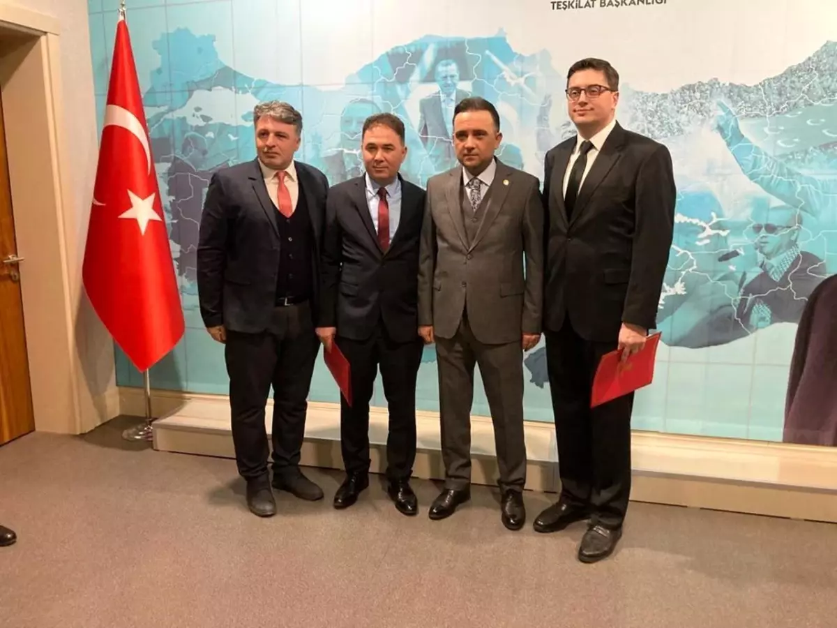 AK Parti Alaşehir İlçe Başkanlığına Fedayi Kozan atandı