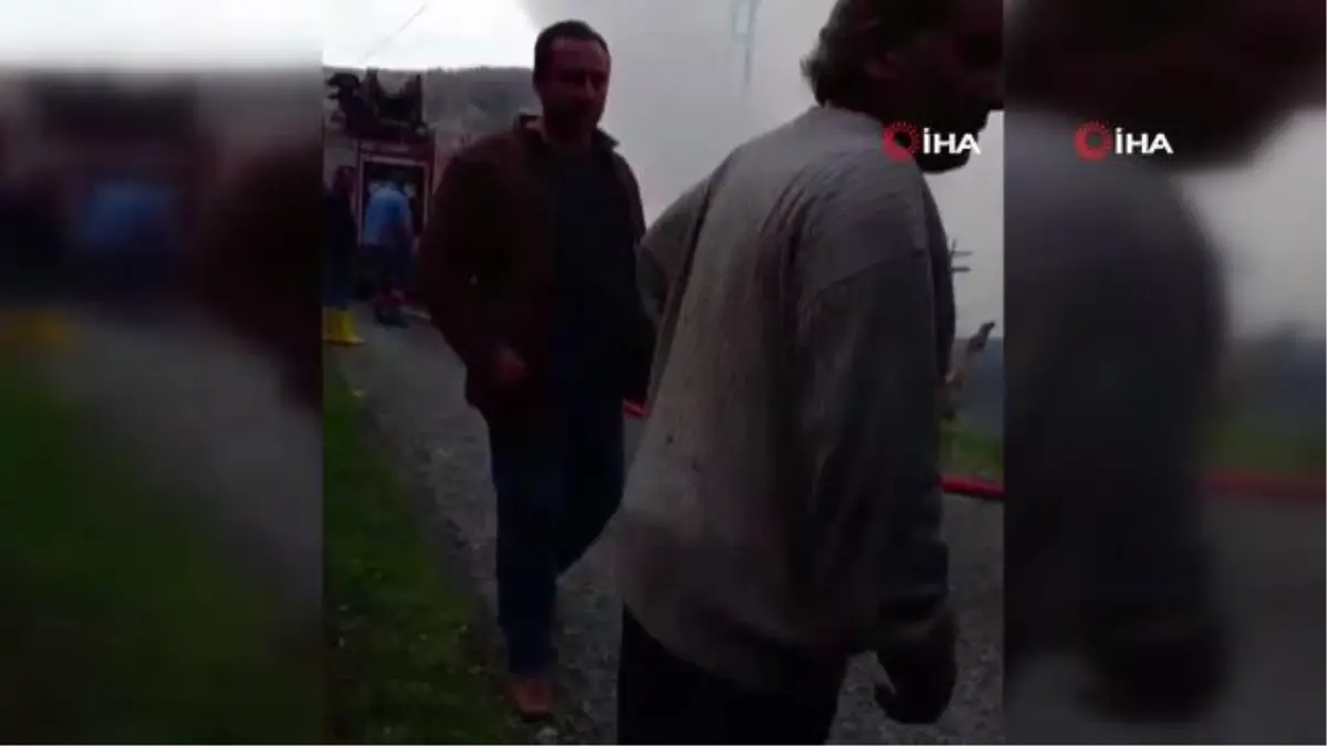 Çıkan yangında tek katlı ev kullanılamaz hale geldi