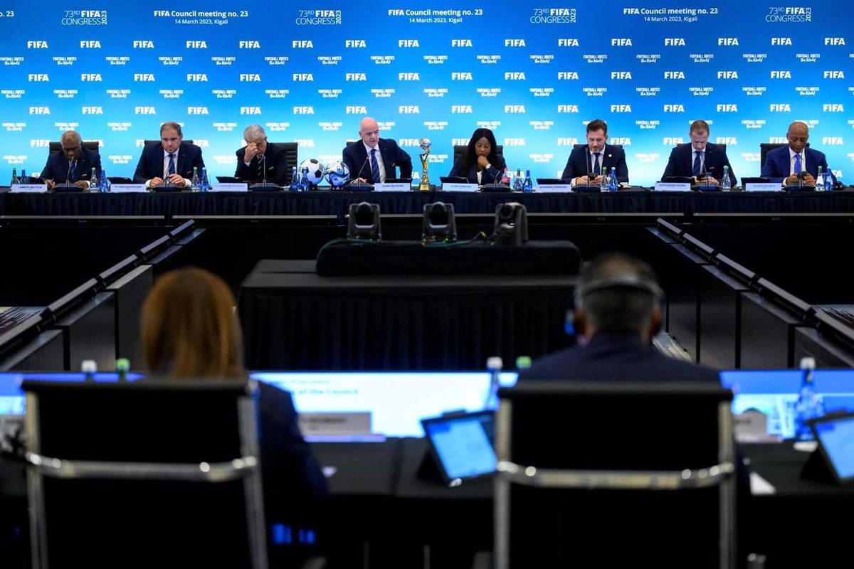 FIFA, 2026 Dünya Kupası\'nda 48 takımın mücadele edeceğini açıkladı