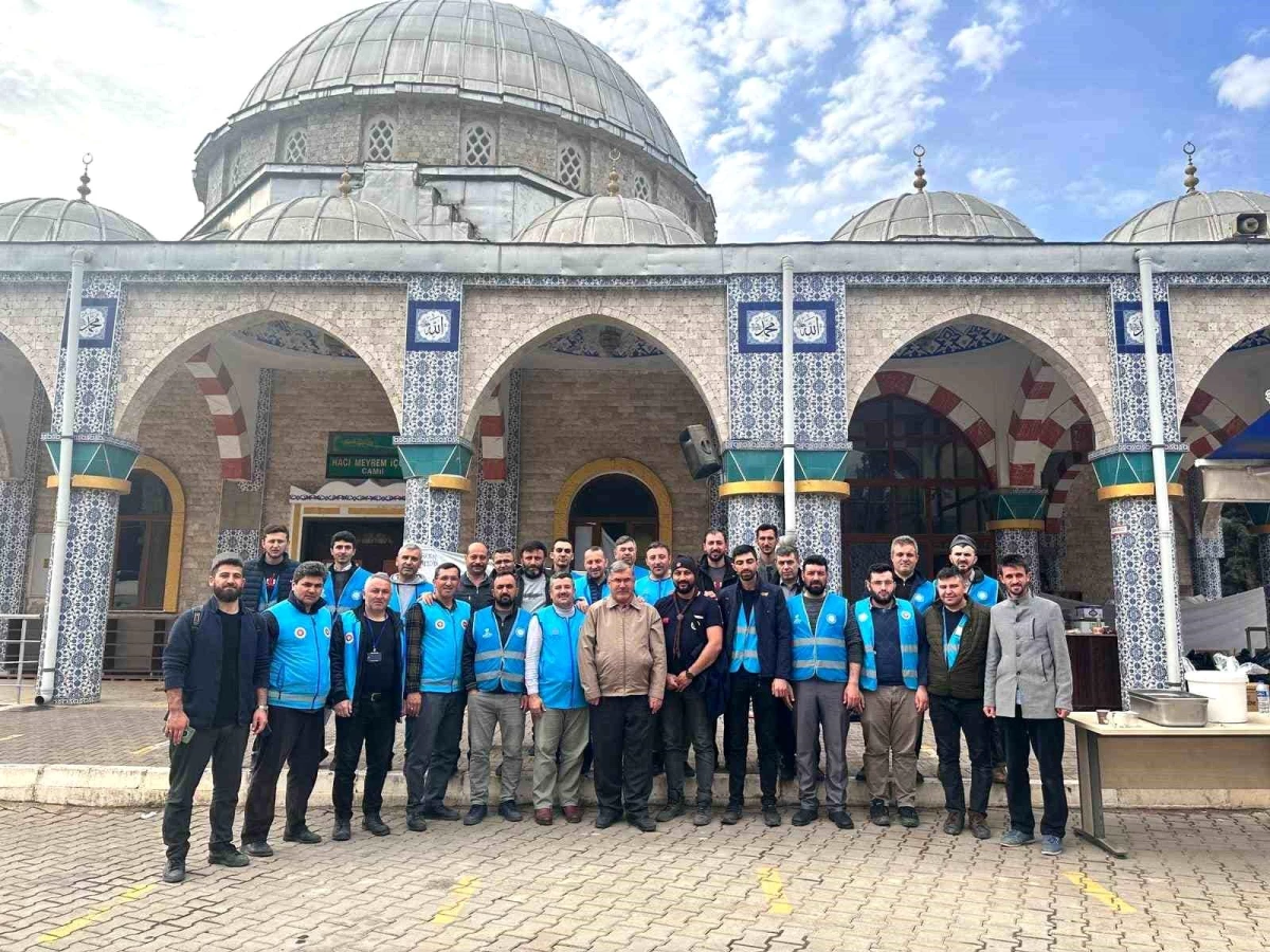 Gediz Müftülüğü ekipleri deprem bölgesindeki görevlerini Simav ekibine devretti