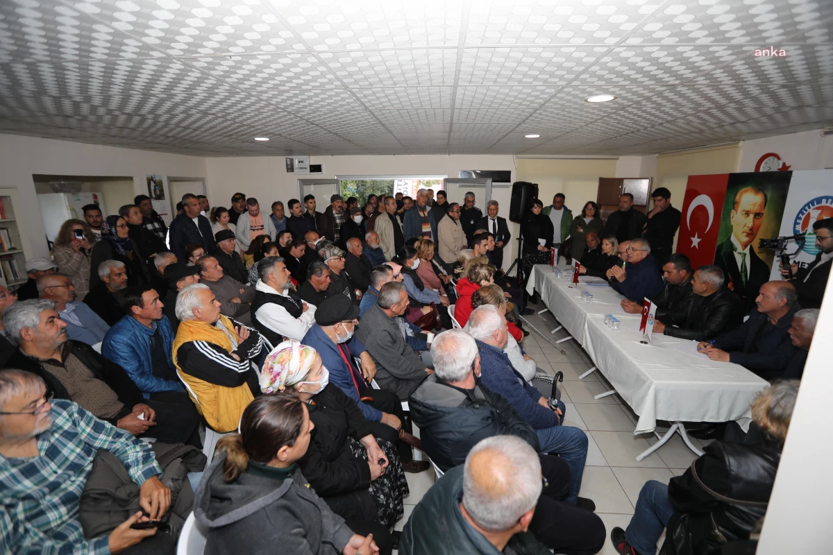 Mezitli Belediye Başkanı Tarhan, İlçedeki Hasarlı Binalarla İlgili Teknik Bilgilendirme Toplantısı Yaptı
