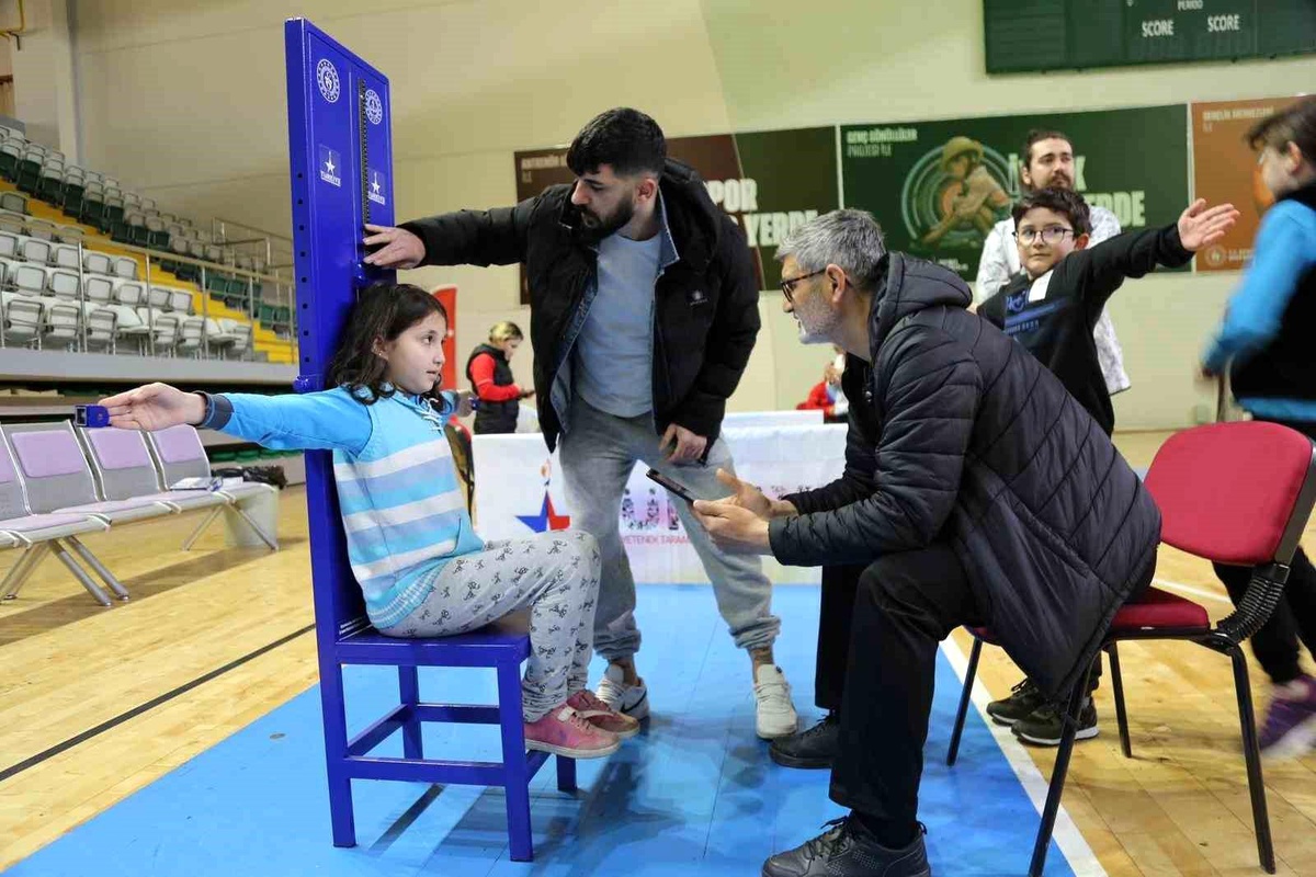 Muğla\'da geleceğin yetenekli sporcuları seçiliyor
