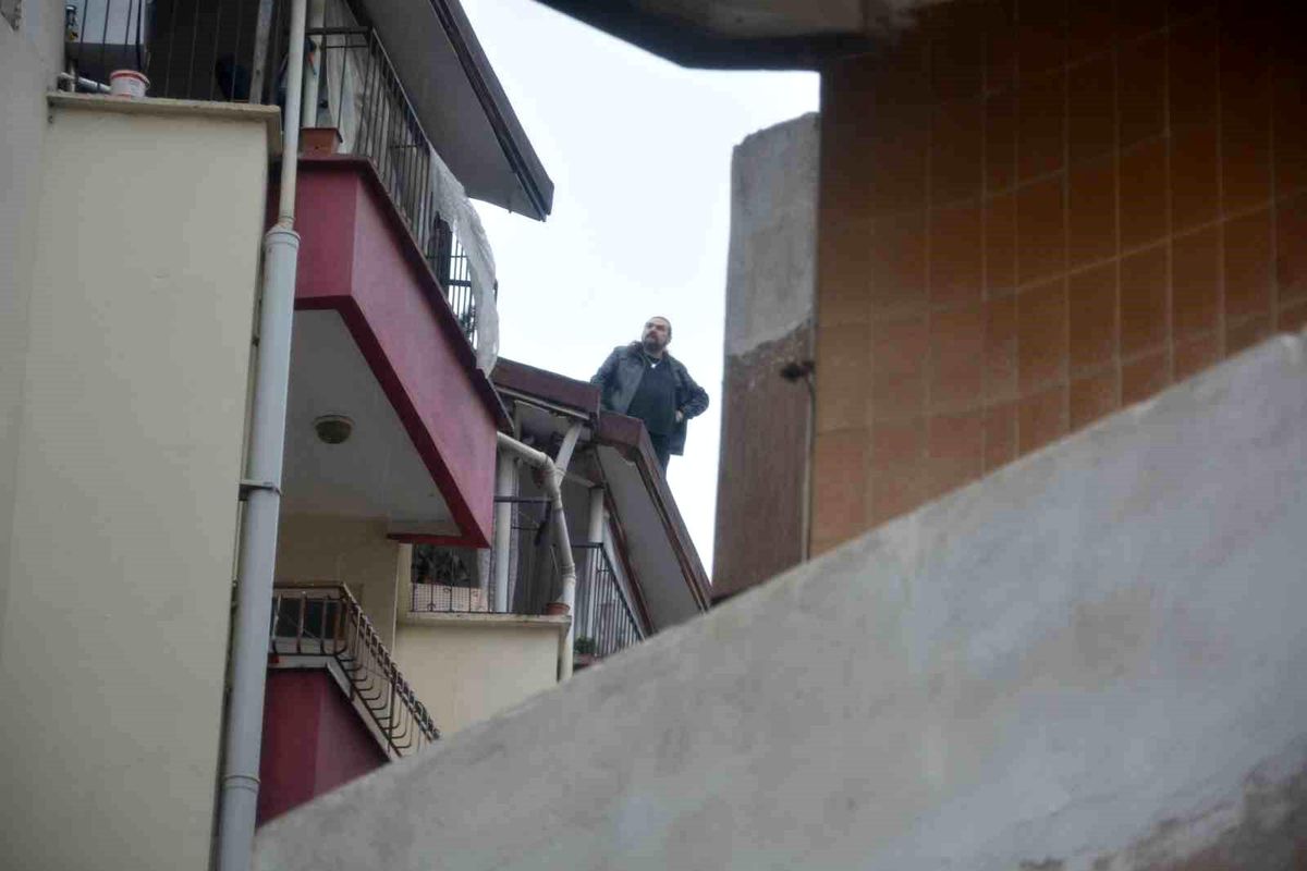 Ordu\'da 2 kişiyi yaralayan şüpheli polis ekiplerine teslim oldu