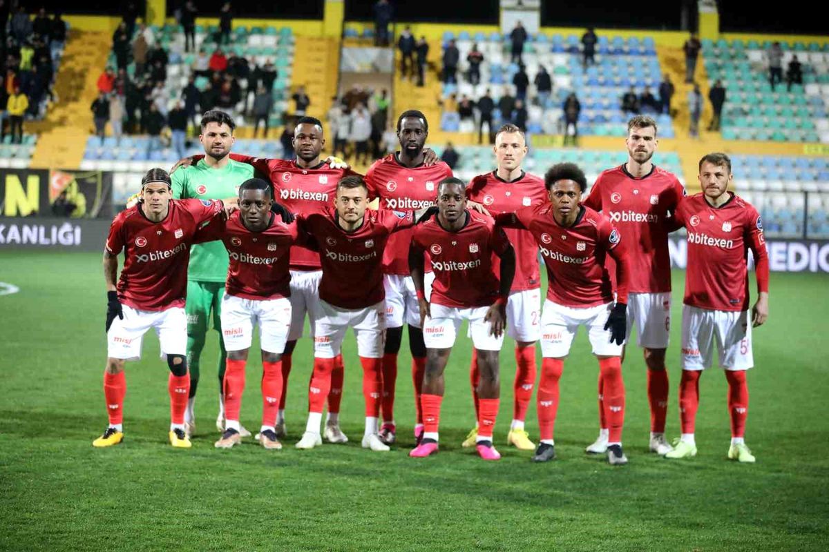 Sivasspor\'un, Fiorentina maçı medya programı belli oldu