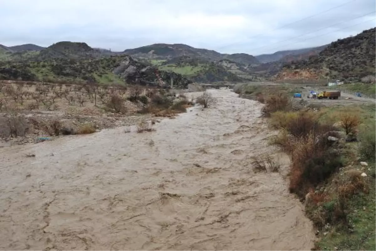 Adıyaman\'da sel felaketi: 1 ölü, 3 kayıp (3)