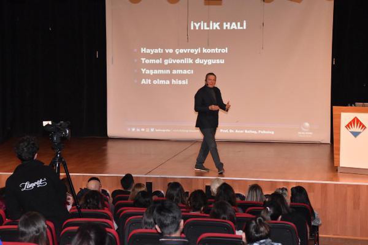 Bahçeşehir Koleji\'nden Ankara\'da velilere \'Zor Zamanlarda Yaşamak\' semineri