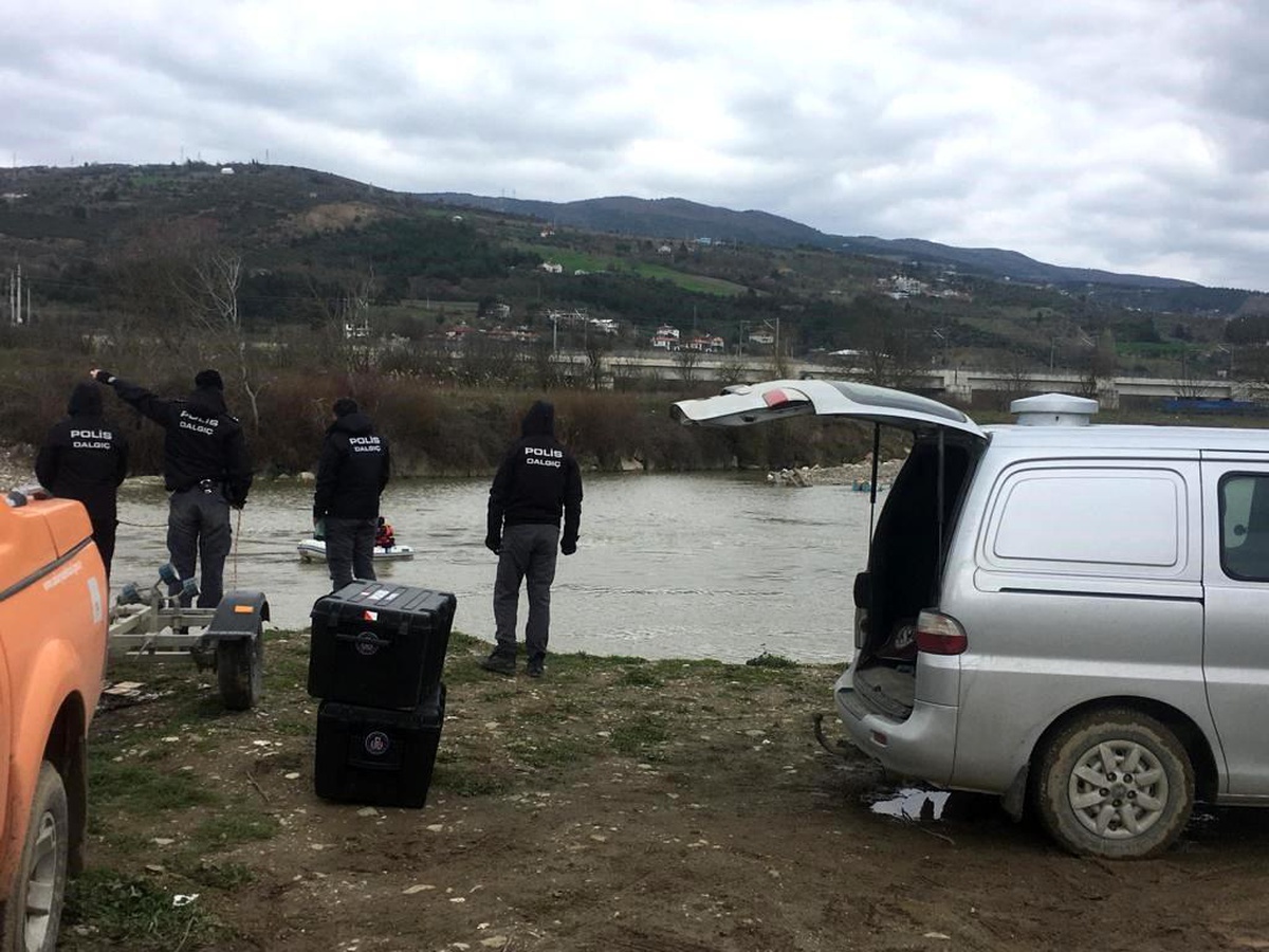 Geçtiğimiz ay kaybolmuştu, Sakarya Nehrinde aranıyor