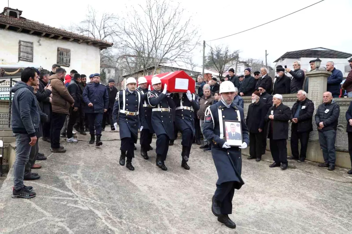 Kalbine yenik düşen uzman çavuş toprağa verildi