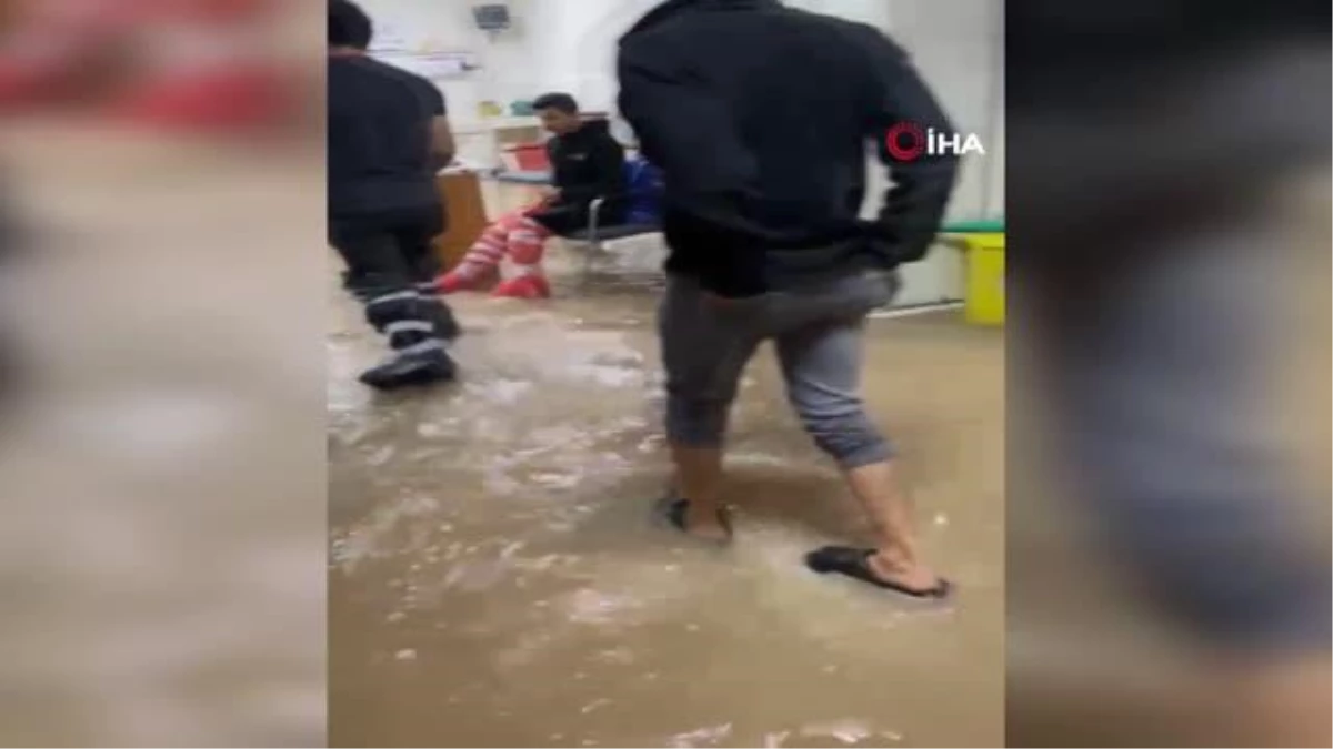 Şanlıurfa\'da sağanak sonrası hastane sular altında kaldı: 25 hasta tahliye edildi