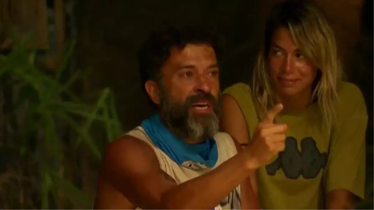 Survivor Asena kendini tutamadı, Fatih\'in konuşması esnasında gülmeye başladı