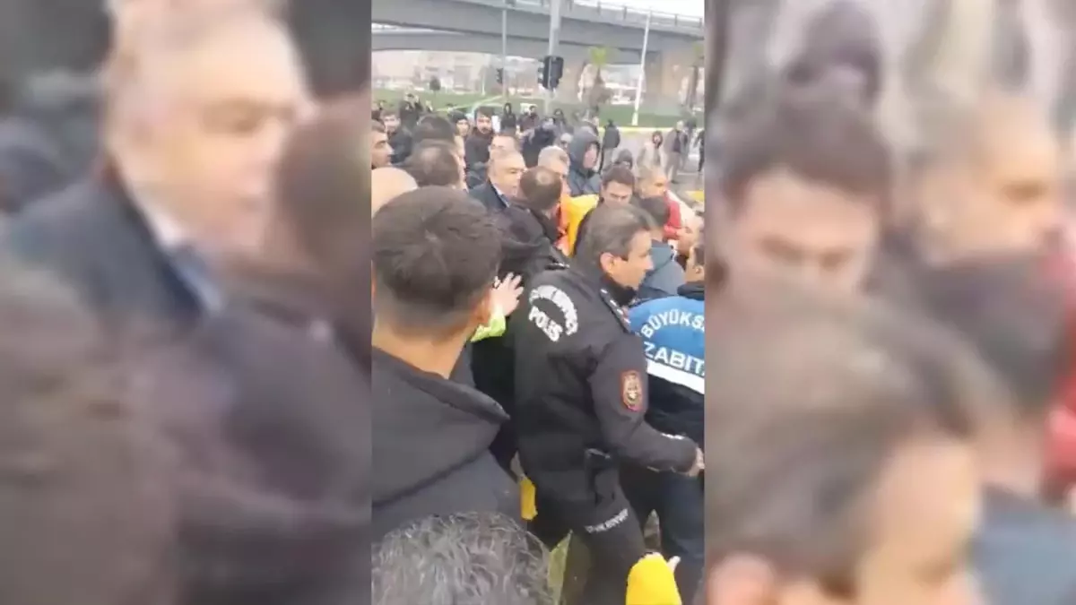 Vatandaş, Şanlıurfa Büyükşehir Belediye Başkanı Beyazgül\'e Tepki Gösterip, Yuhaladı