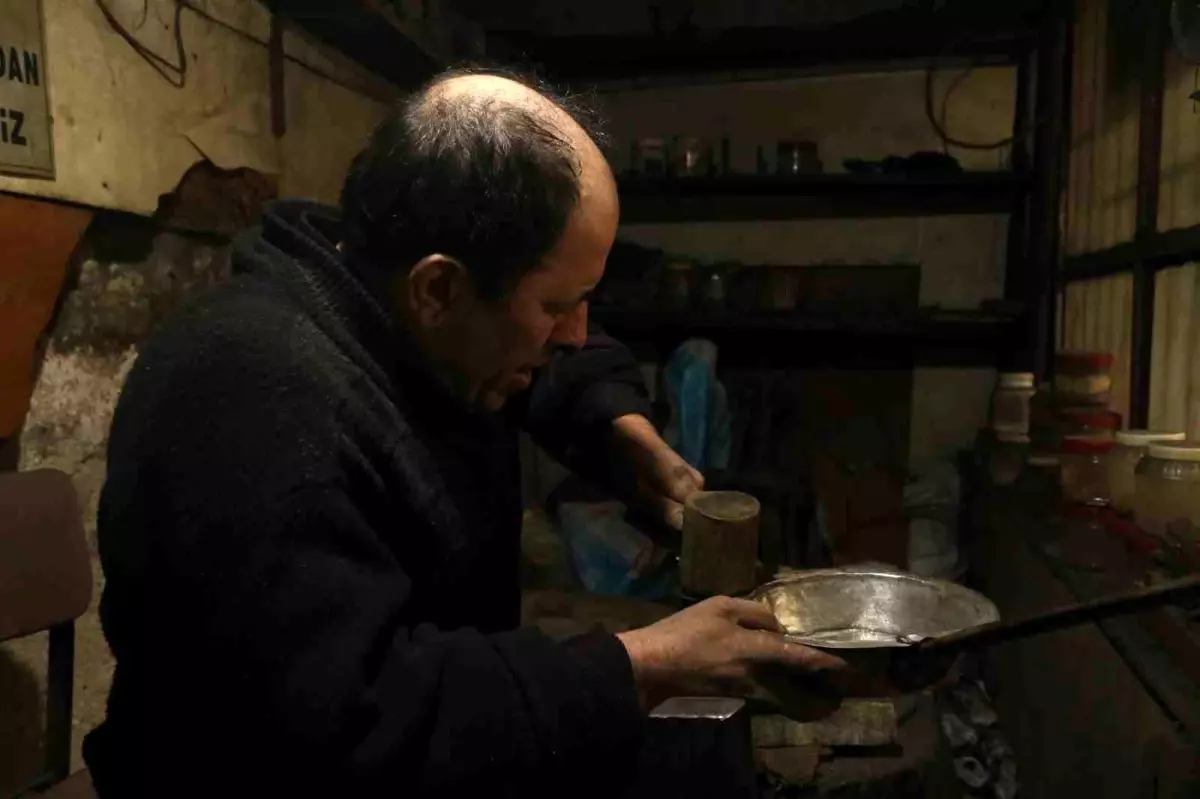 Baba yadigarı mesleğini yarım asırdır sürdürüyor