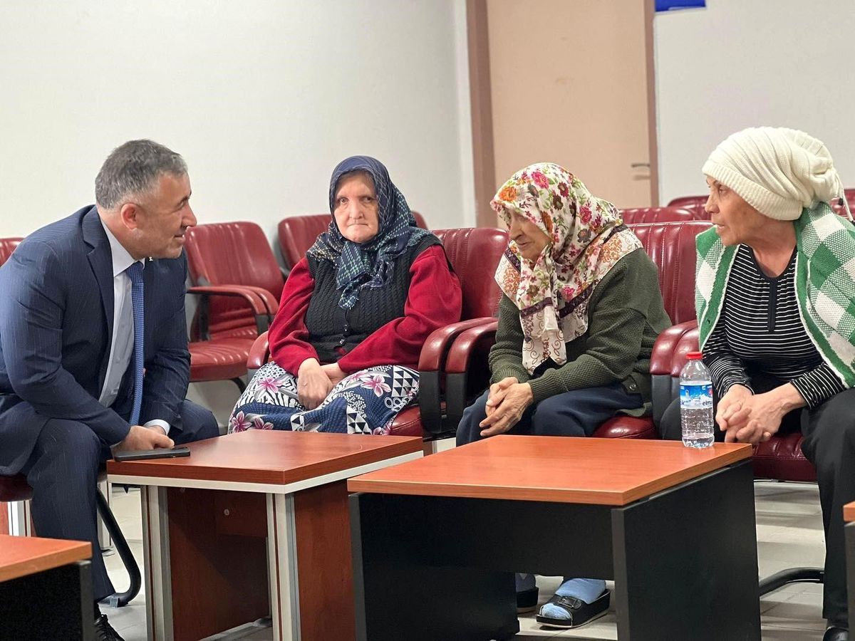 Başkan Yıldırım\'dan huzurevine ziyaret
