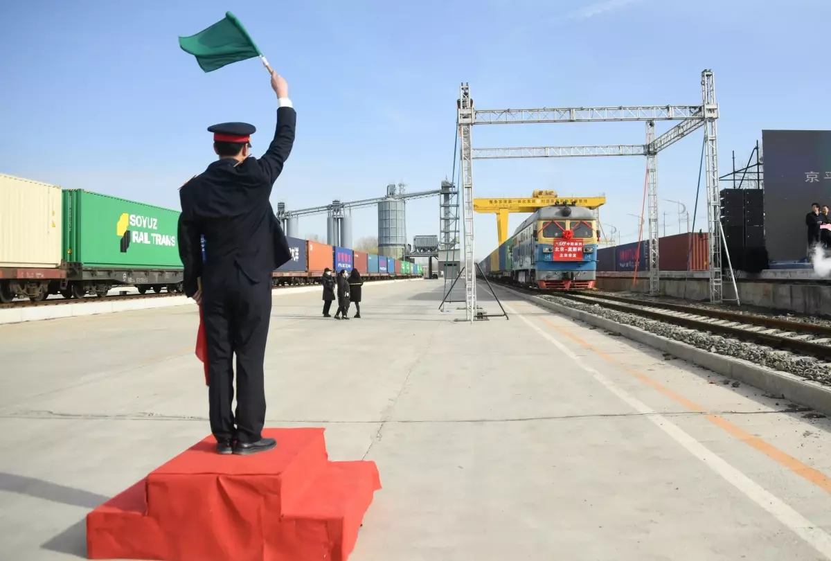 Beijing İlk Doğrudan Çin-Avrupa Yük Trenini Hizmete Soktu
