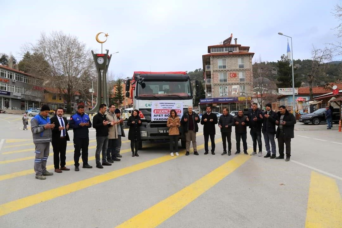 Çameli\'nden deprem bölgesine Ramazan kolisi gönderildi