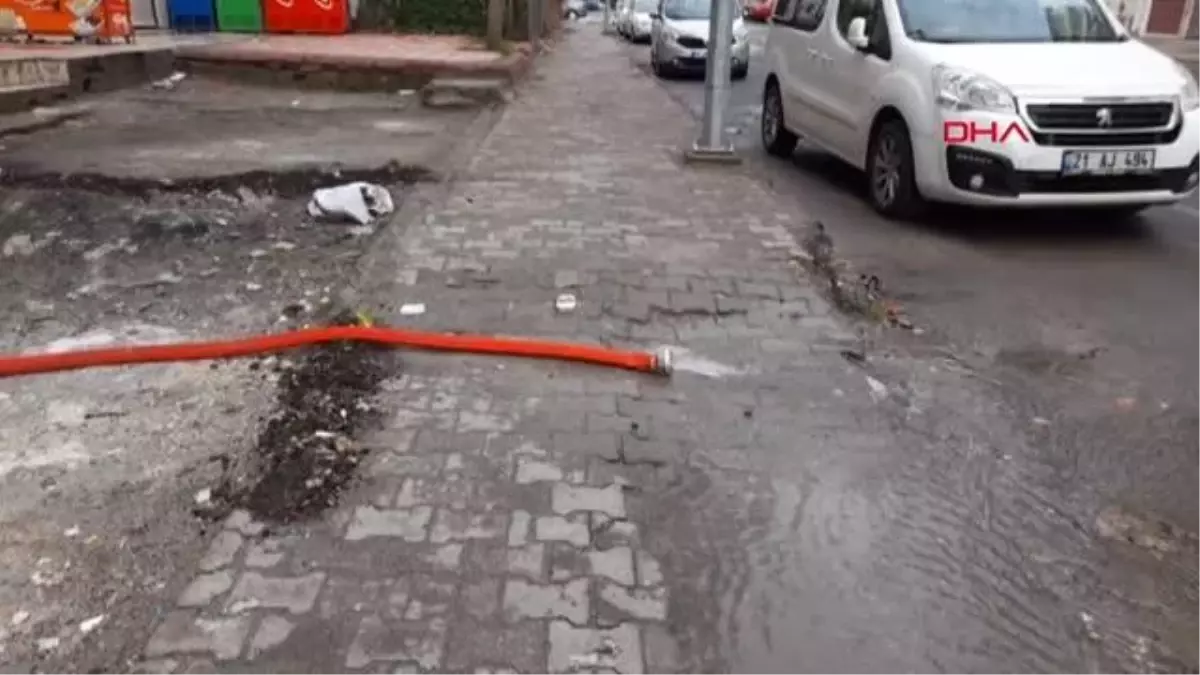 DEPREMZEDE ÇİFTİN SIĞINDIĞI İŞ YERİNİ SU BASTI, HAMİLE EŞ HASTANELİK OLDU