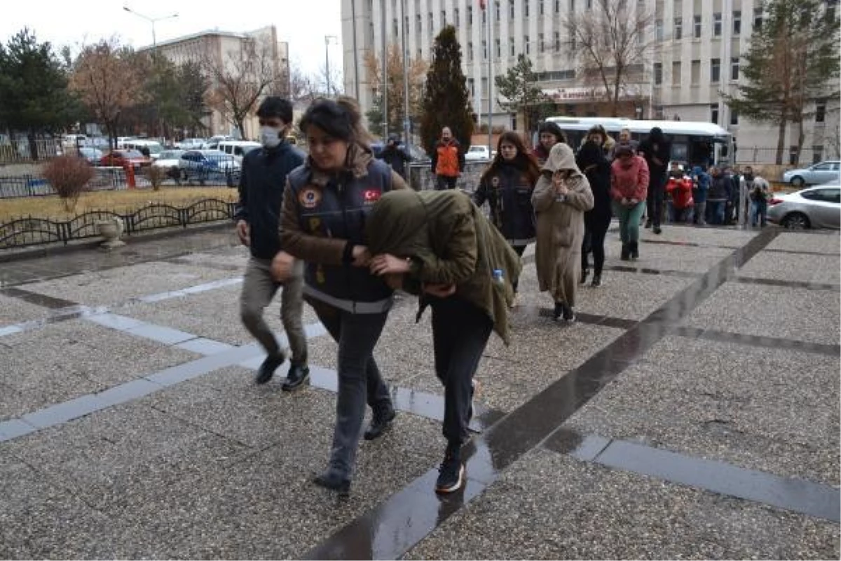 Erzurum\'da fuhuş operasyonu: 15 gözaltı