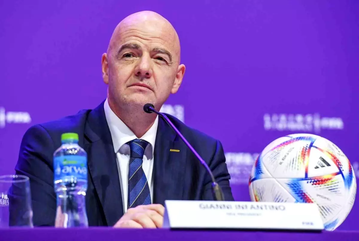 Infantino yeniden FIFA başkanı