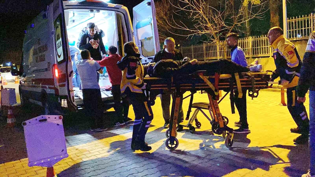 Konya\'da tır ile otomobil çarpıştı: 2 yaralı