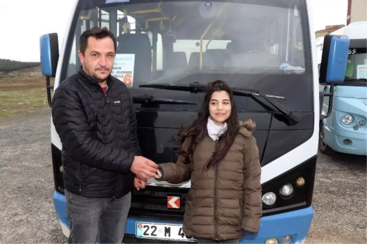 5 YAŞINDAKİ EBRAR\'IN KAYBOLAN 80 BİN LİRA DEĞERİNDEKİ İŞİTME CİHAZINI MİNİBÜSÇÜ BULDU