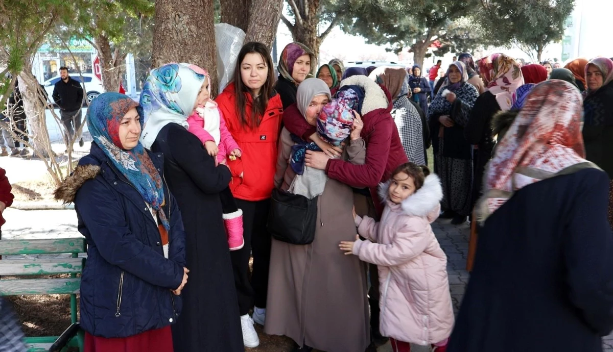 Aksaray\'da 40 kişilik umre heyeti Sultanhanı\'ndan yola çıktı