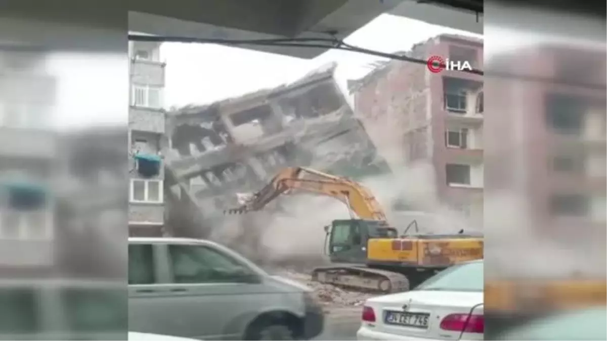 Bahçelievler\'de yıkım sırasında bina aniden çöktü... O anlar kamerada