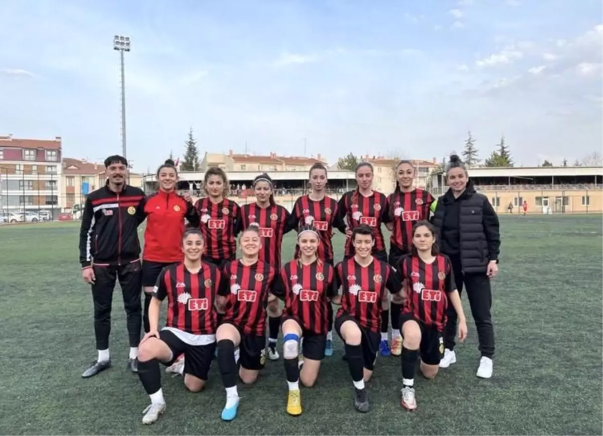 Eskişehirspor\'un yeni sezon fikstürü belli oldu