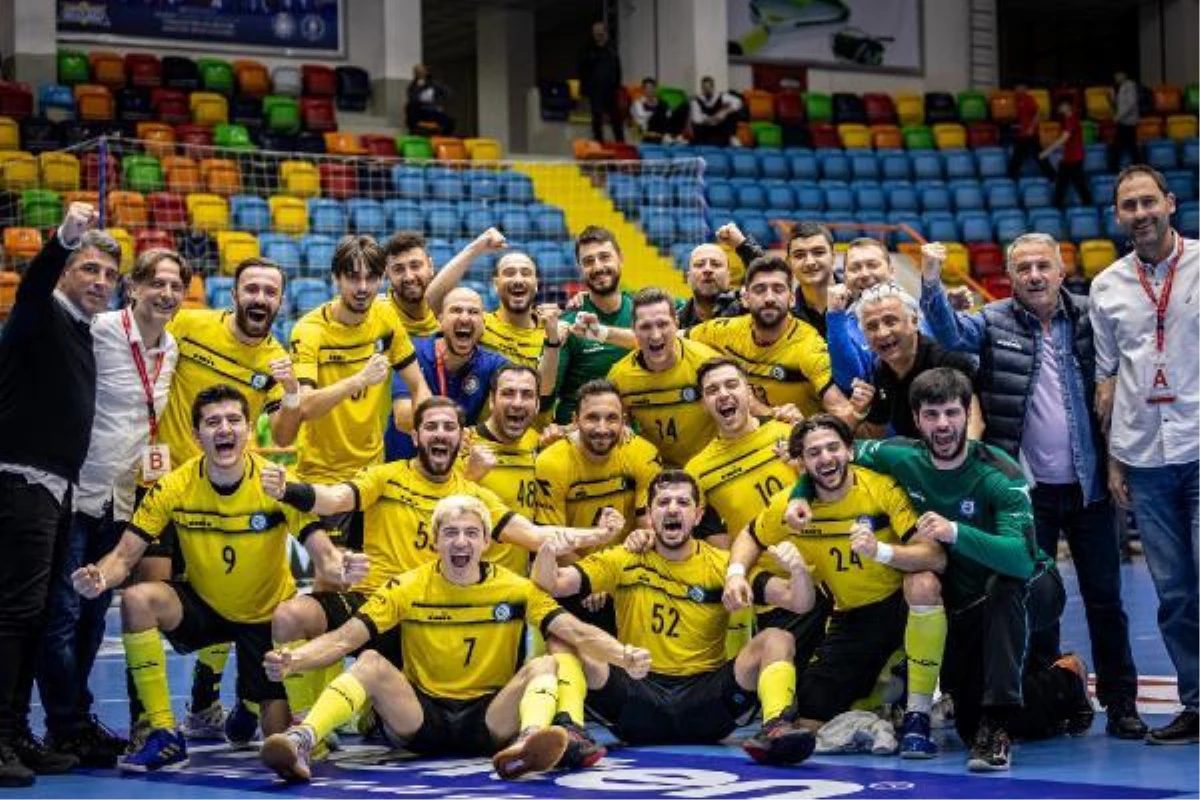 Hentbol Erkekler Türkiye Kupası\'nda ilk finalist Beykoz Belediyesi