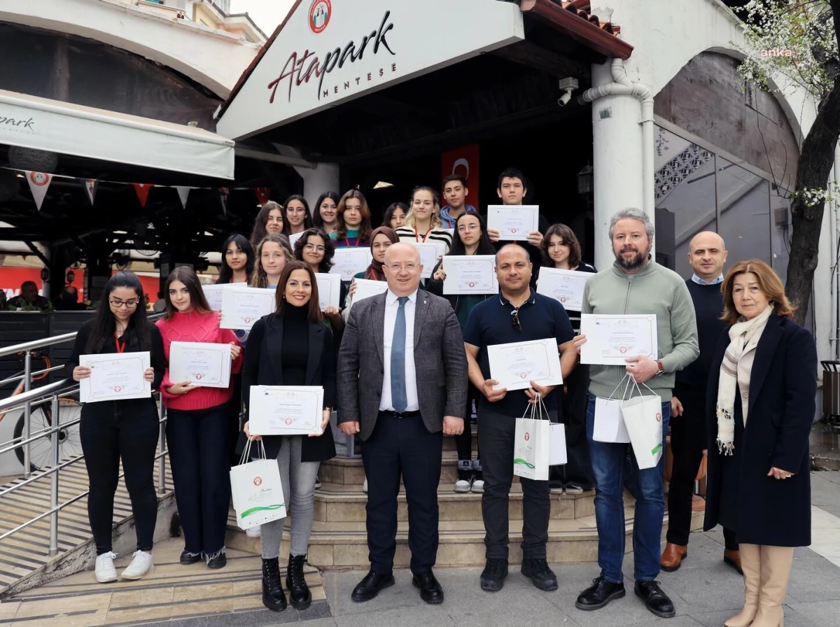 Menteşe Belediyesi, Erasmus Projesiyle İlçeye Gelen İspanyol Öğrencileri Atapark\'ta Ağırladı