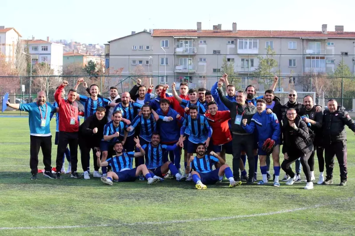 Yenimahalle Belediyespor namağlup liderlik koltuğuna oturdu