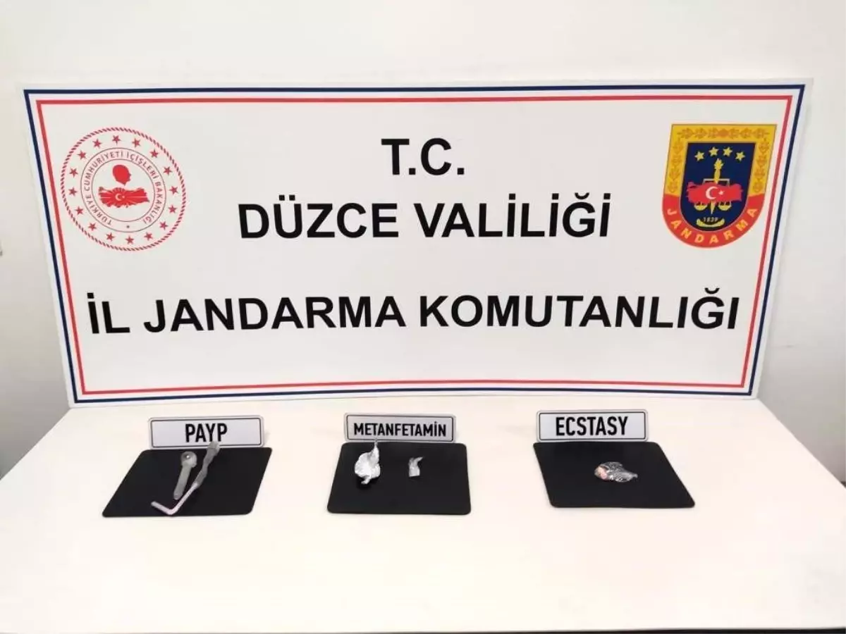 Zehir taciri tutuklandı