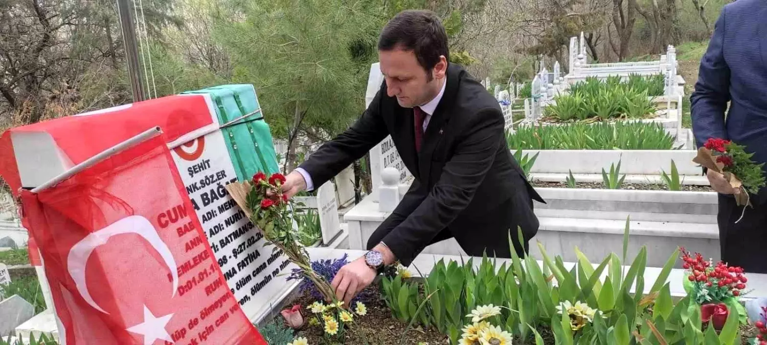 Batman\'da 18 Mart Şehitleri Anma Gününde şehit aileleri ve şehit kabirleri ziyaret edildi