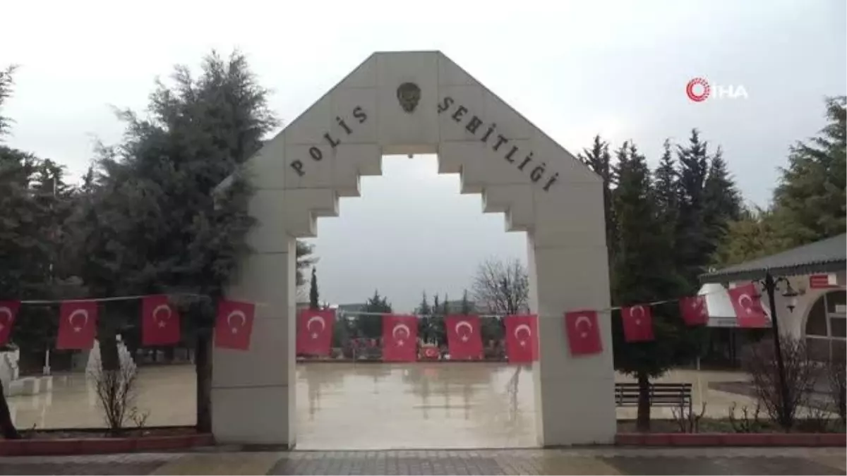 Depremde şehit olan polis memuru 8 Mart Şehitleri Anma Gününde unutulmadı