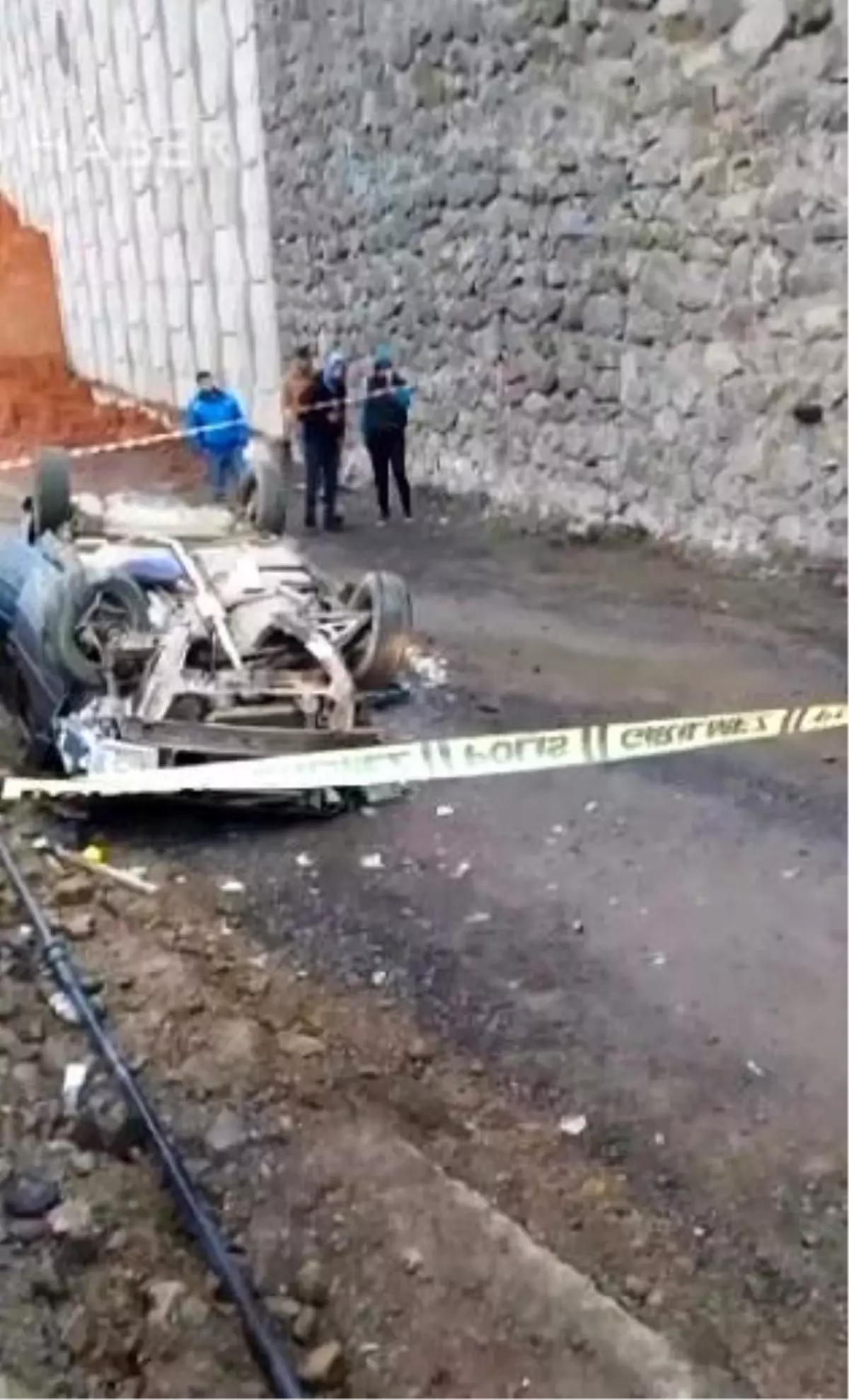 Otomobil yoldan 25 metre aşağıya düştü: 1 ölü