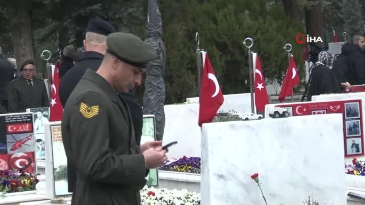 Şehitler için Ankara\'da tören düzenlendi