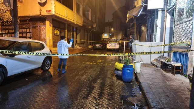 Beyoğlu'nda derneğe silahlı saldırı: 1'i ağır 3 yaralı