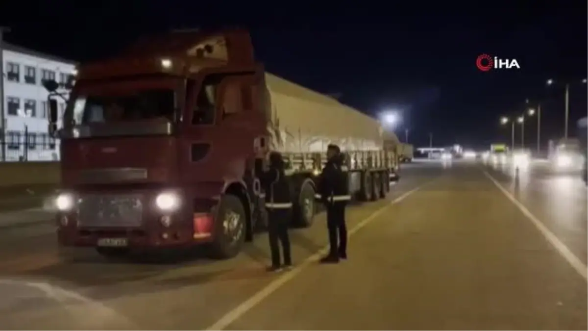 Dorsedeki kutulardan 9 milyon adet kaçak makaron çıktı