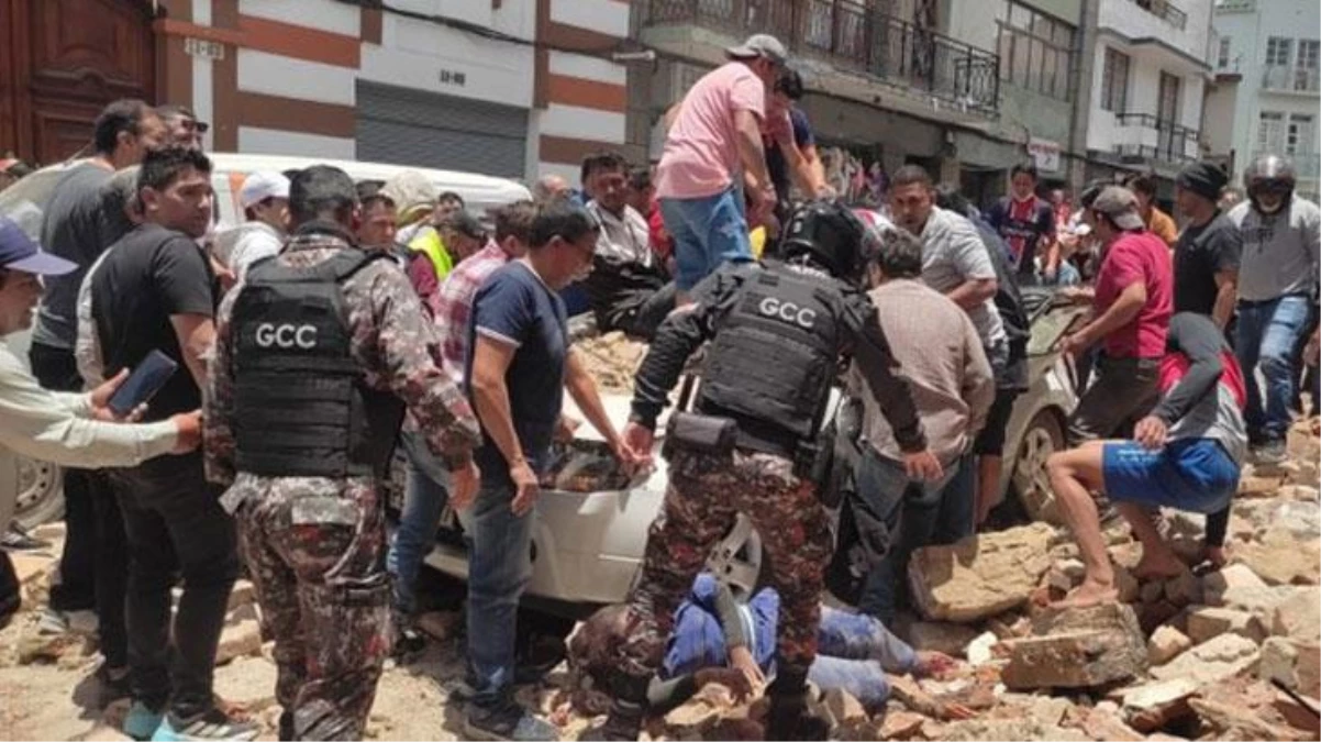 Ekvador\'da 6.7 büyüklüğündeki depremde 14 kişi öldü, 380\'den fazla kişi yaralandı