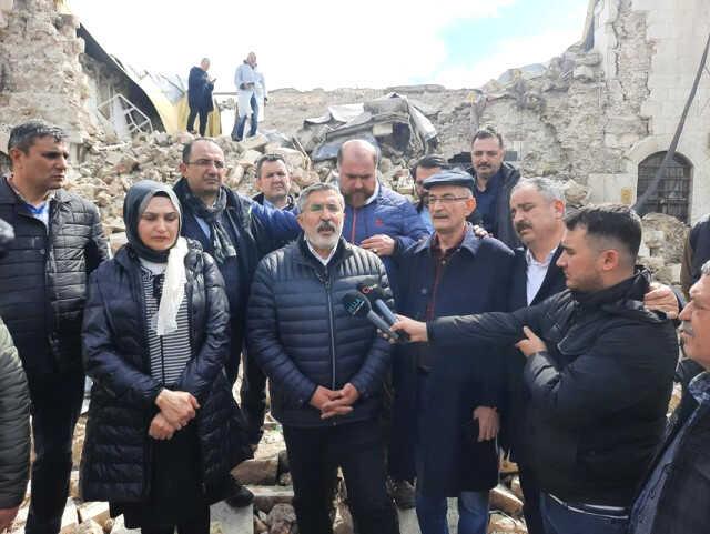 Gazetecilerden depremin vurduğu Hatay'a ziyaret! AK Partili Yayman çalışmalar hakkında bilgi verdi