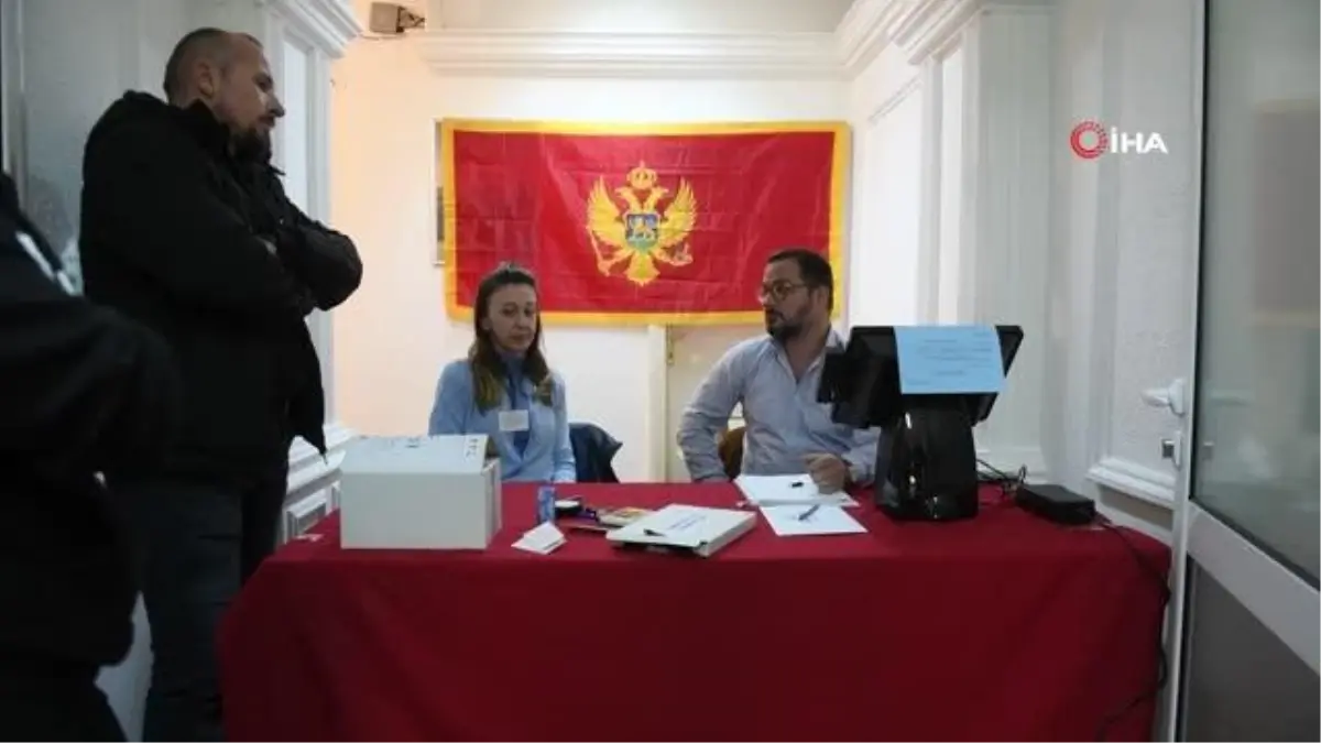 Karadağ halkı cumhurbaşkanlığı seçimi için sandık başında