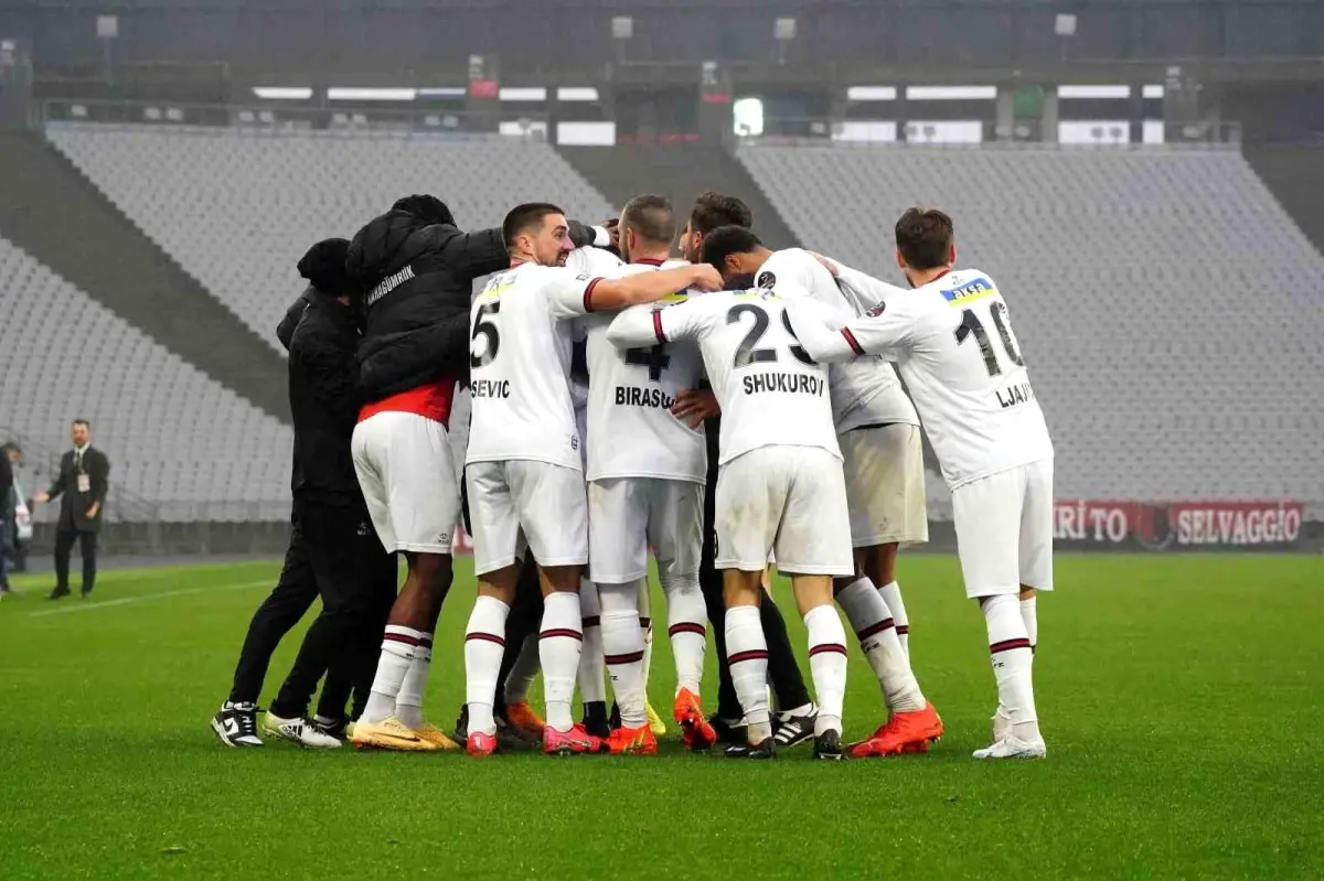 Karagümrük, Süper Lig\'de 10 maçtır yenilmiyor